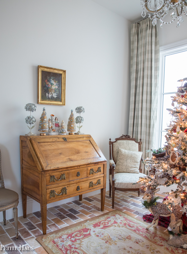 French Country Christmas Decor