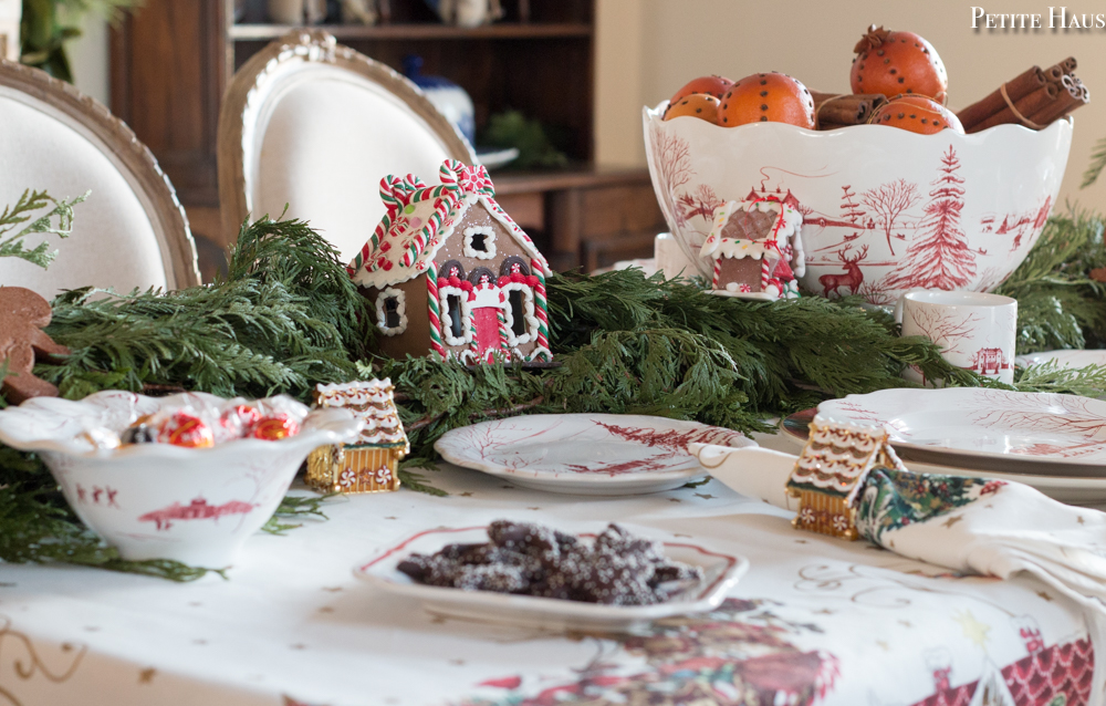 Gingerbread Christmas Table Setting