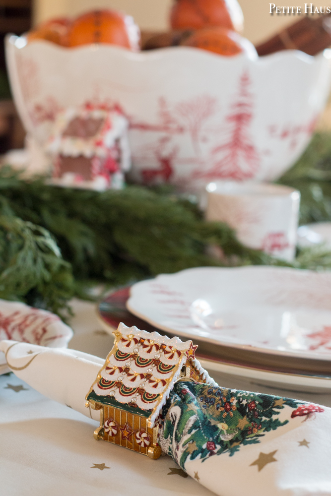 Gingerbread Christmas Table Setting