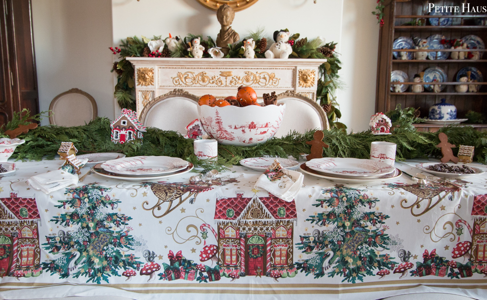 Gingerbread Christmas Table Setting