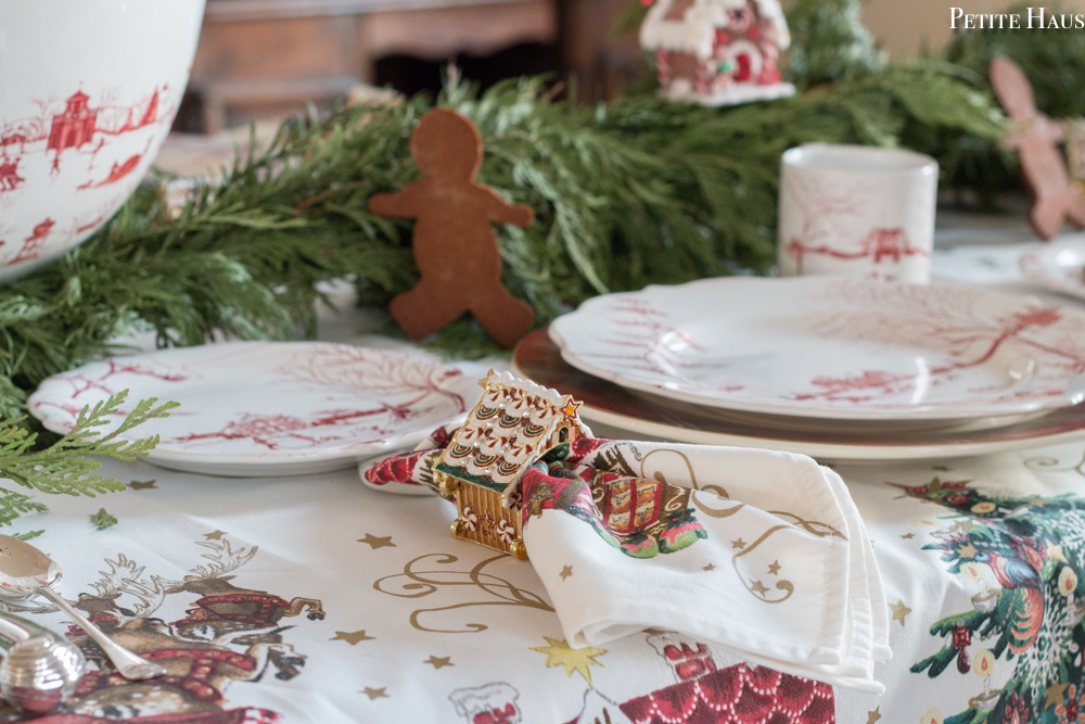 Gingerbread Christmas Table Setting