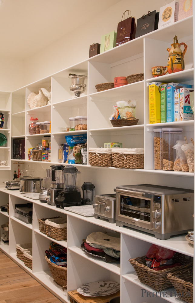 Butler's Pantry, Coffee Bar and Walk-In Pantry - Petite Haus