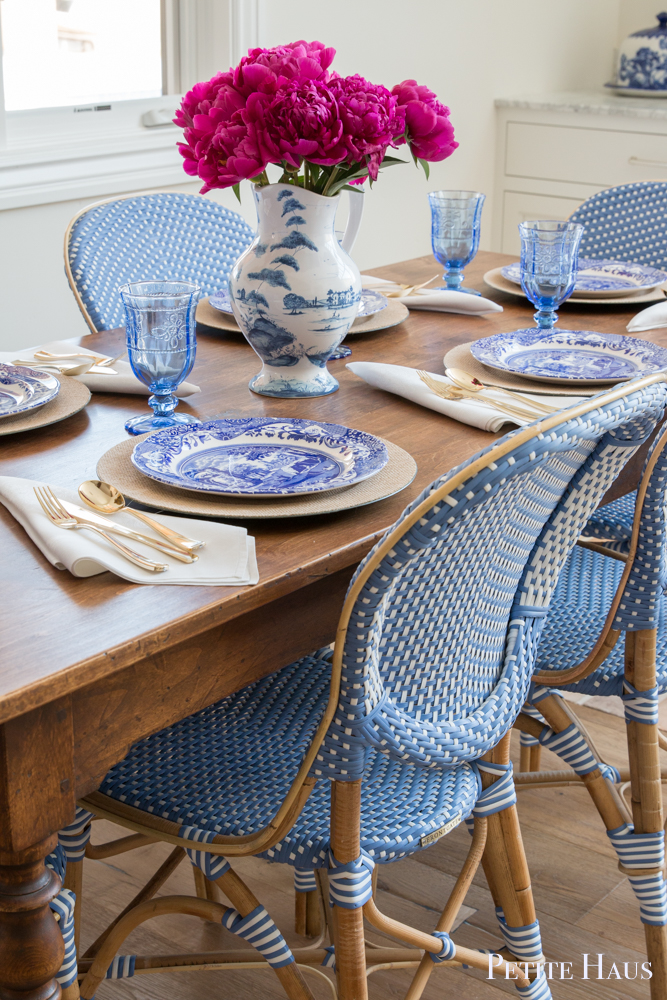 Blue and White Table Setting for Summer – Petite Haus