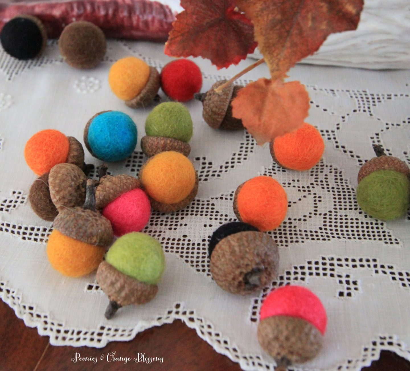 DIY felted wool acorns
