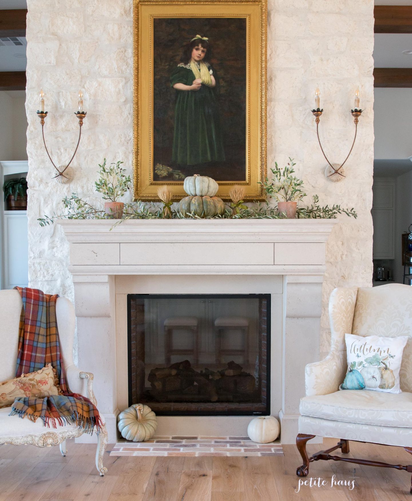 Fall mantle