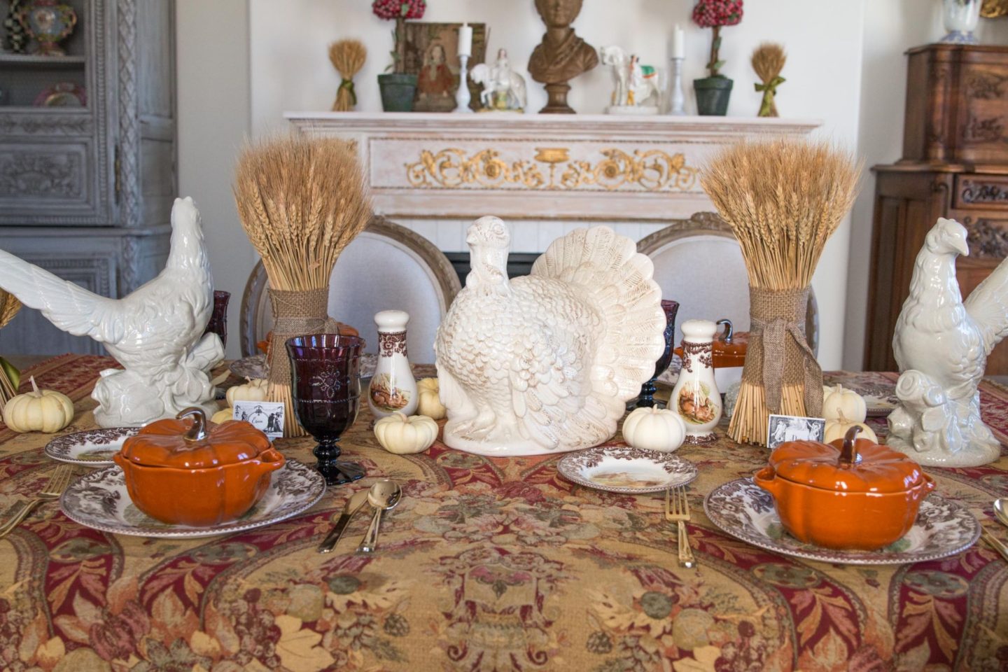 thanksgiving table setting