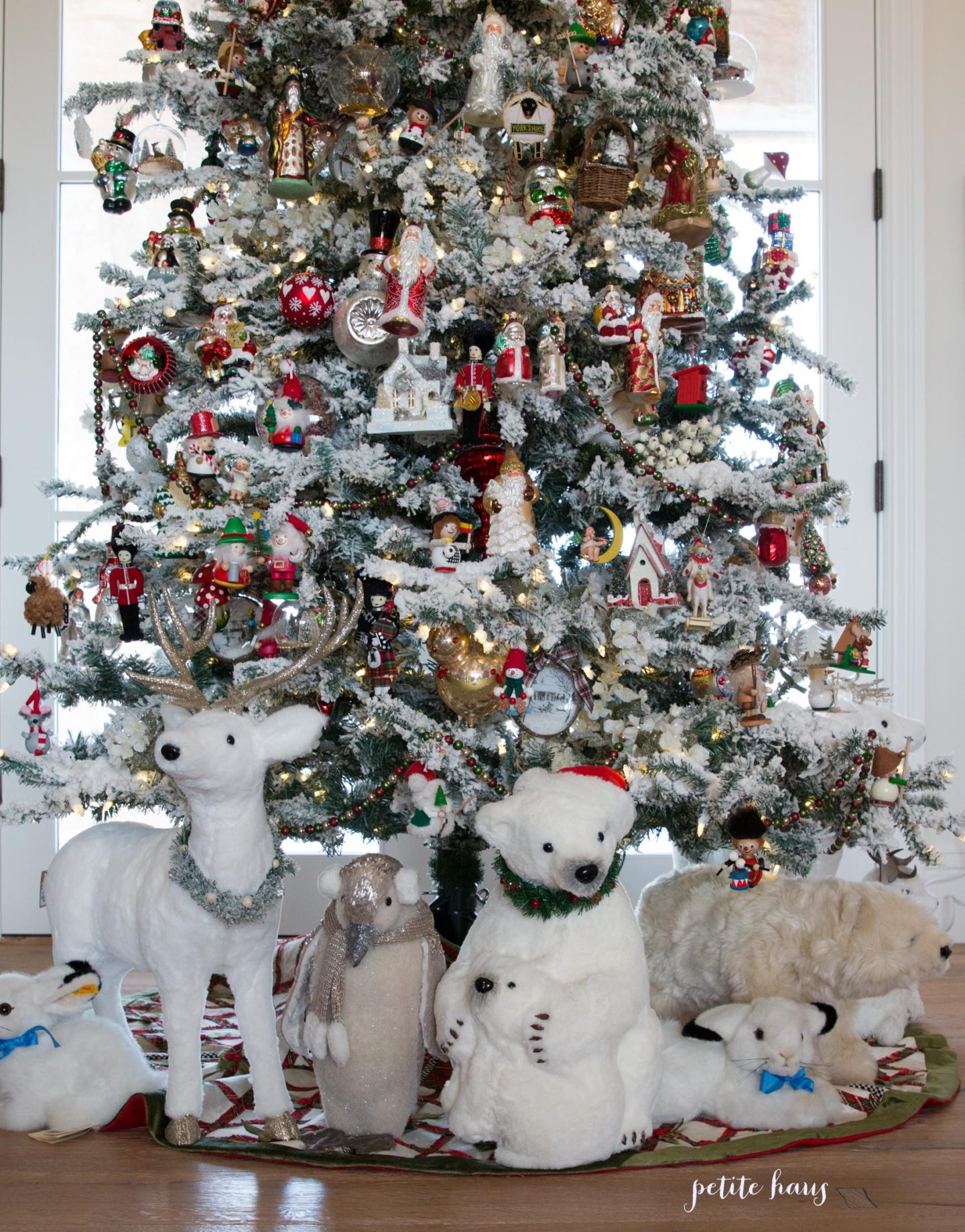 White Christmas tree with arctic animals