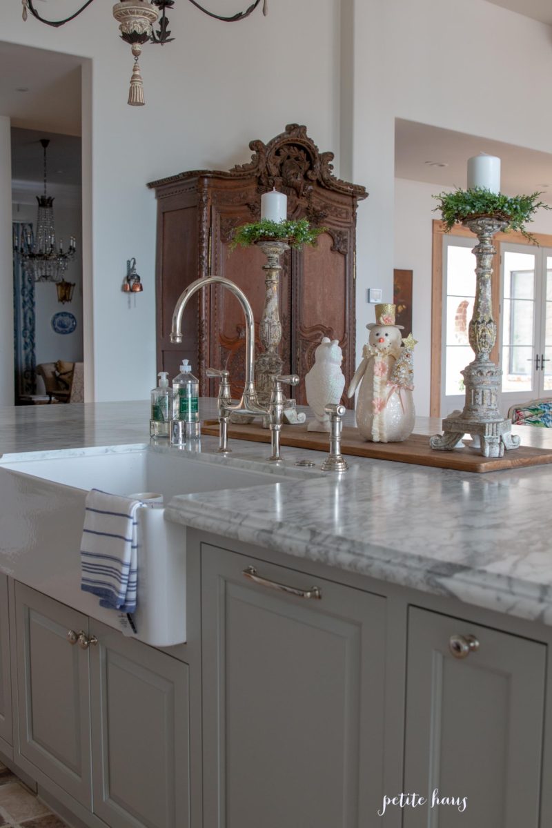 Why I love my marble countertops in the kitchen – Petite Haus