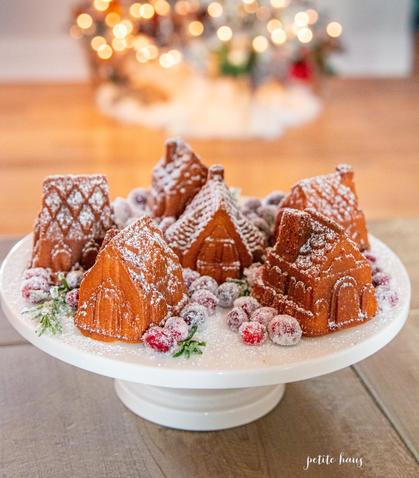 Gingerbread House Cake (Using Gingerbread House Duet Pan)